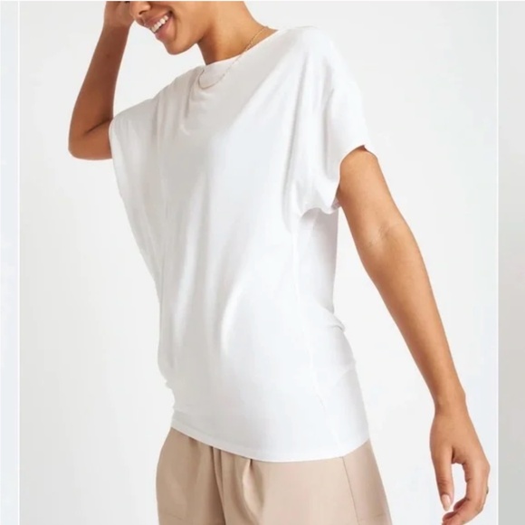 Kit and Ace Wave Short Sleeve Tee Asymmetrical White Size Small - Picture 1 of 14